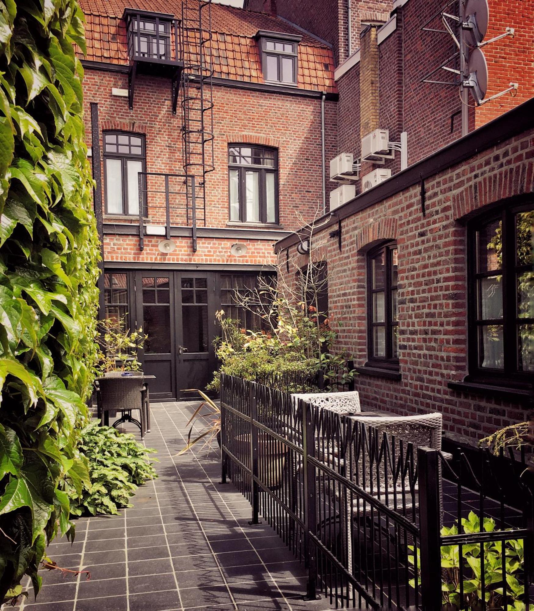 Main Street Hotel Ypres Exterior foto